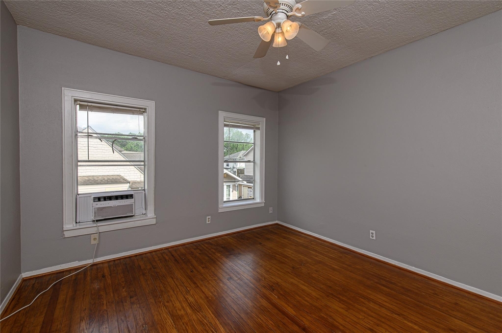 4620 Clay - Photo 6
