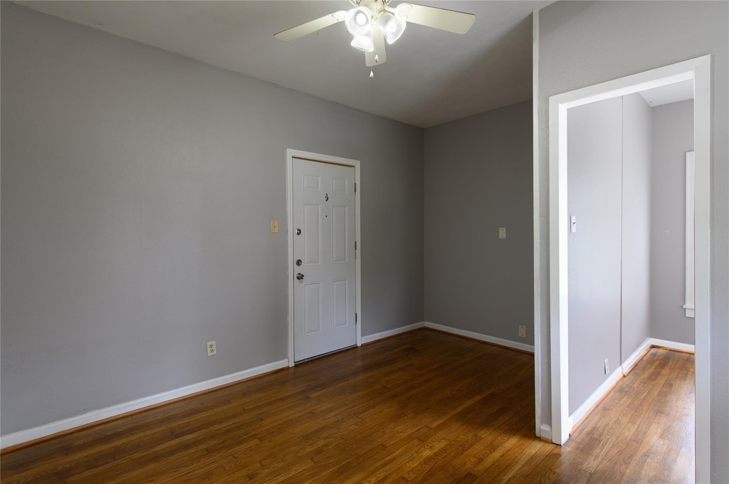 4620 Clay - Photo 1