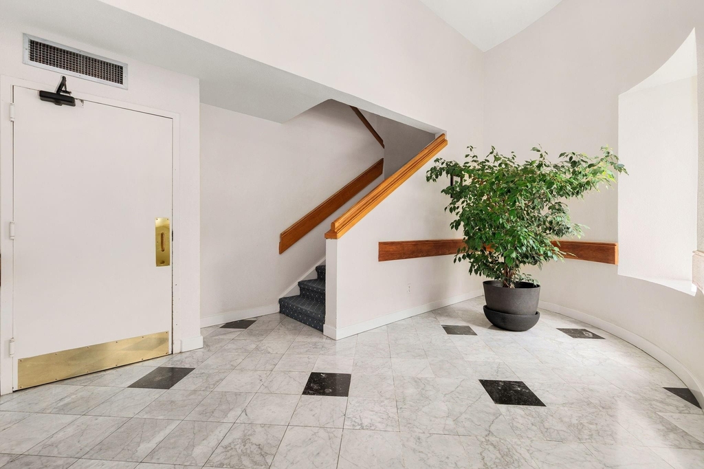 2333 Bering Drive - Photo 37