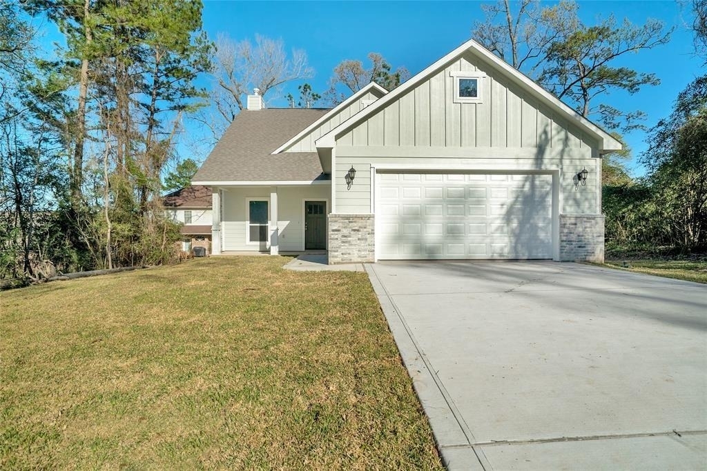 1456 River Oaks Drive - Photo 0