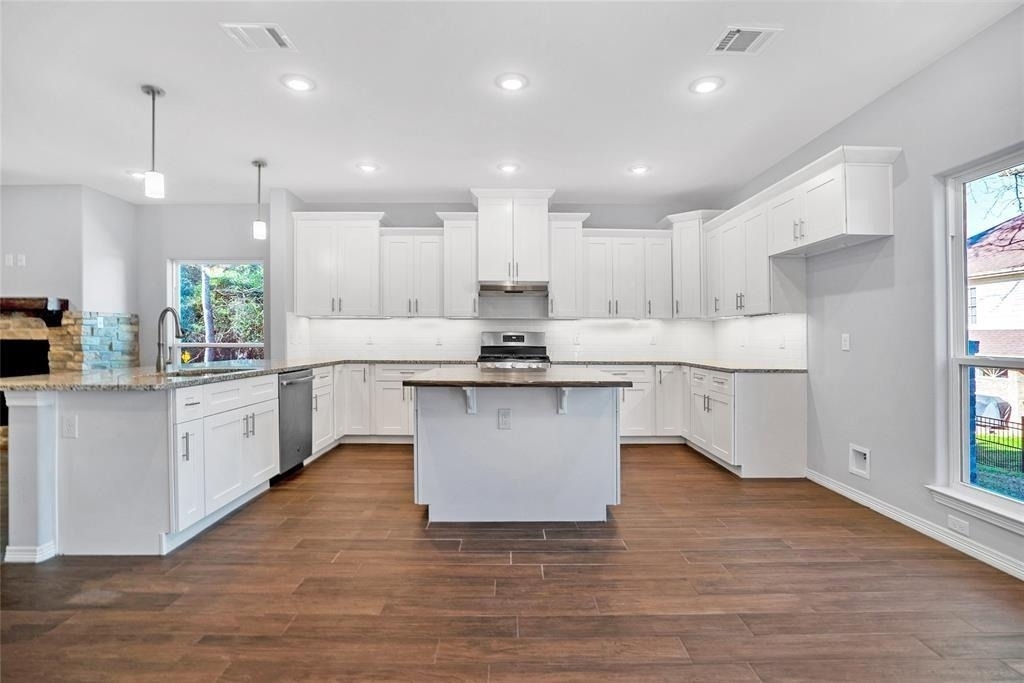 1456 River Oaks Drive - Photo 4