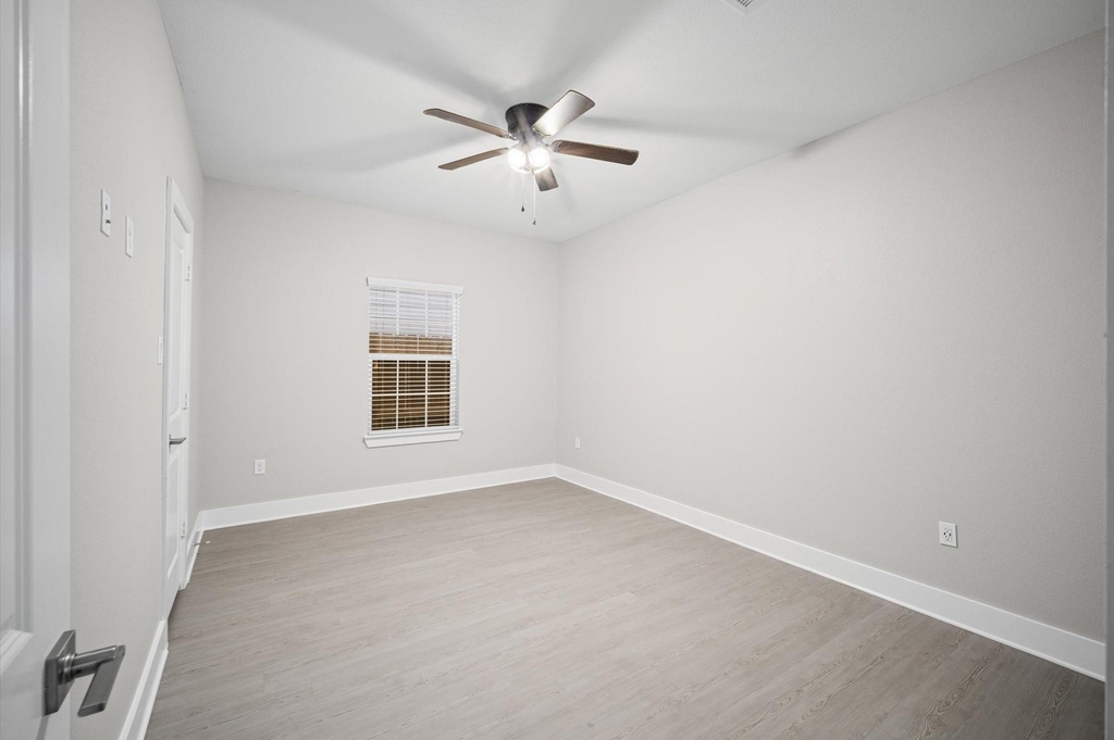 10017 Morocco Road - Photo 9