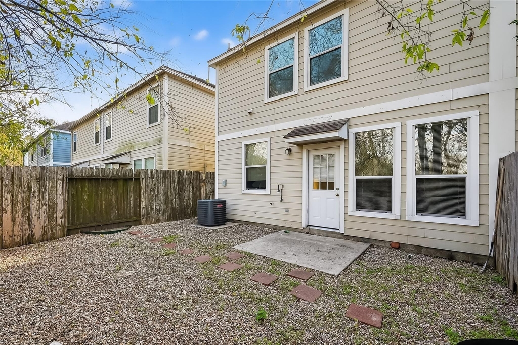 16526 Pentonshire Lane - Photo 16