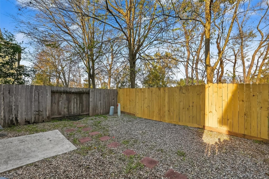 16526 Pentonshire Lane - Photo 15