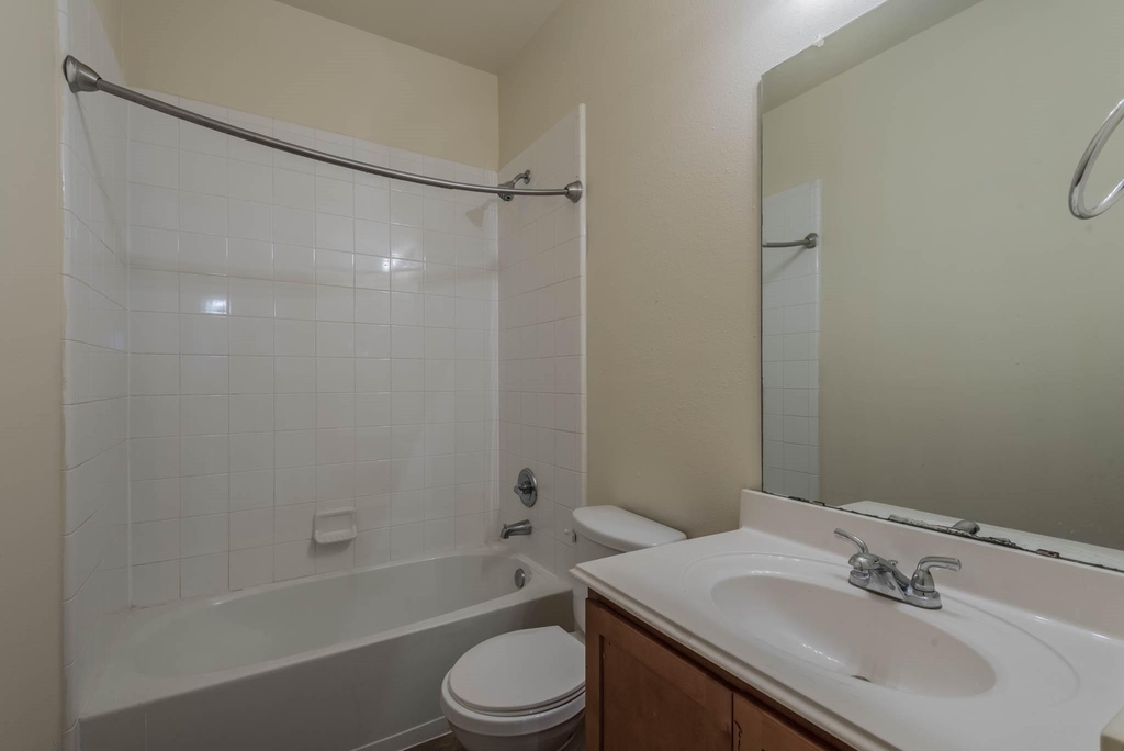 17407 Blackstone Trails Drive - Photo 13