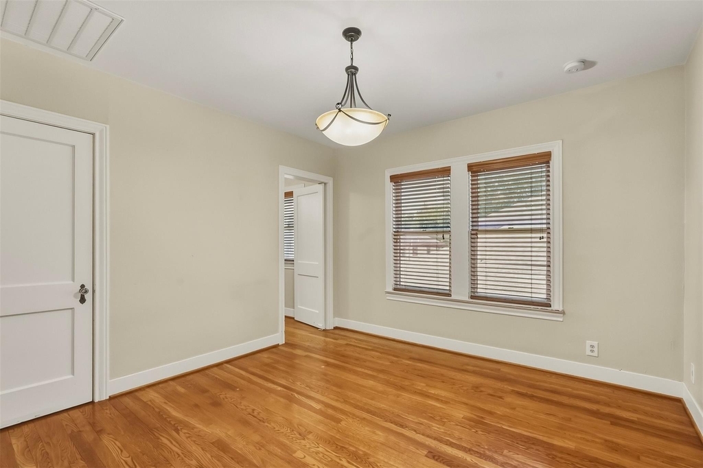 4410 Pease Street - Photo 17