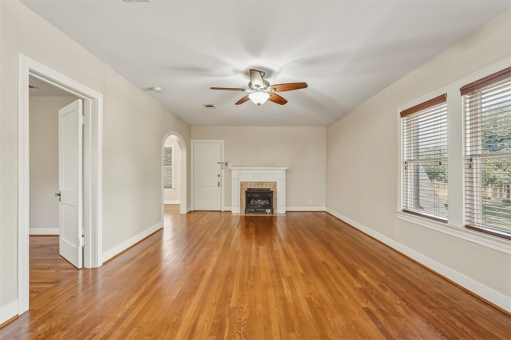 4410 Pease Street - Photo 8
