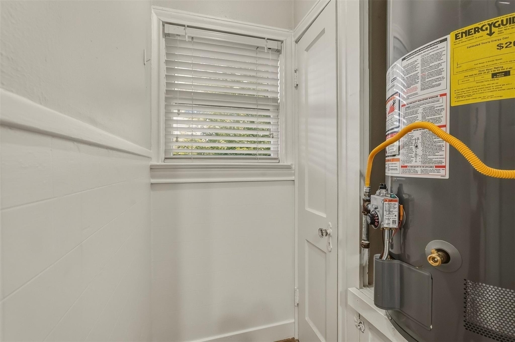 4410 Pease Street - Photo 22