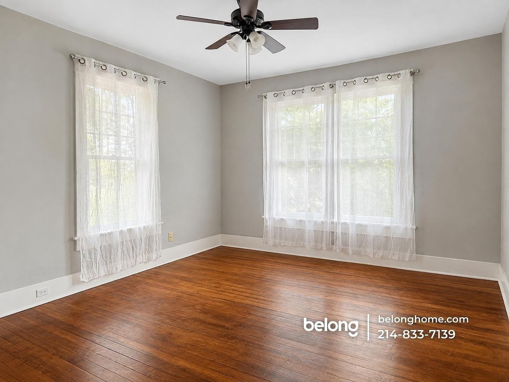 2220 Gorman Ave - Photo 7