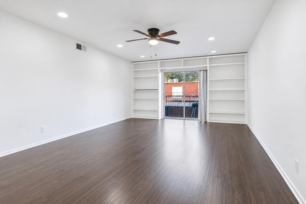 1901 S Voss Road - Photo 6