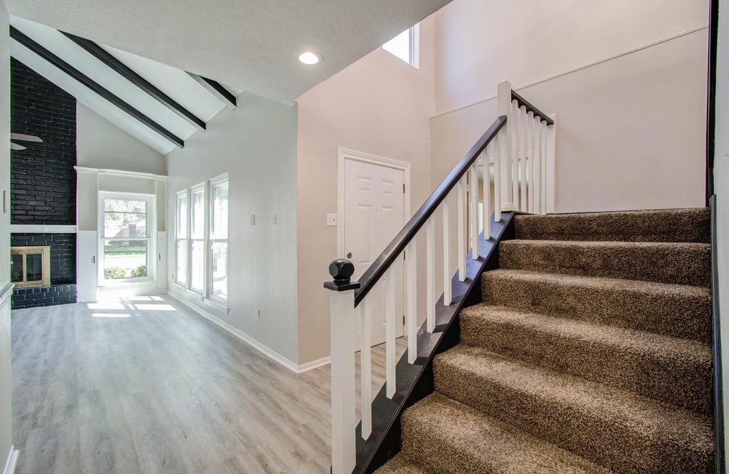 7626 Cypress Drive - Photo 8