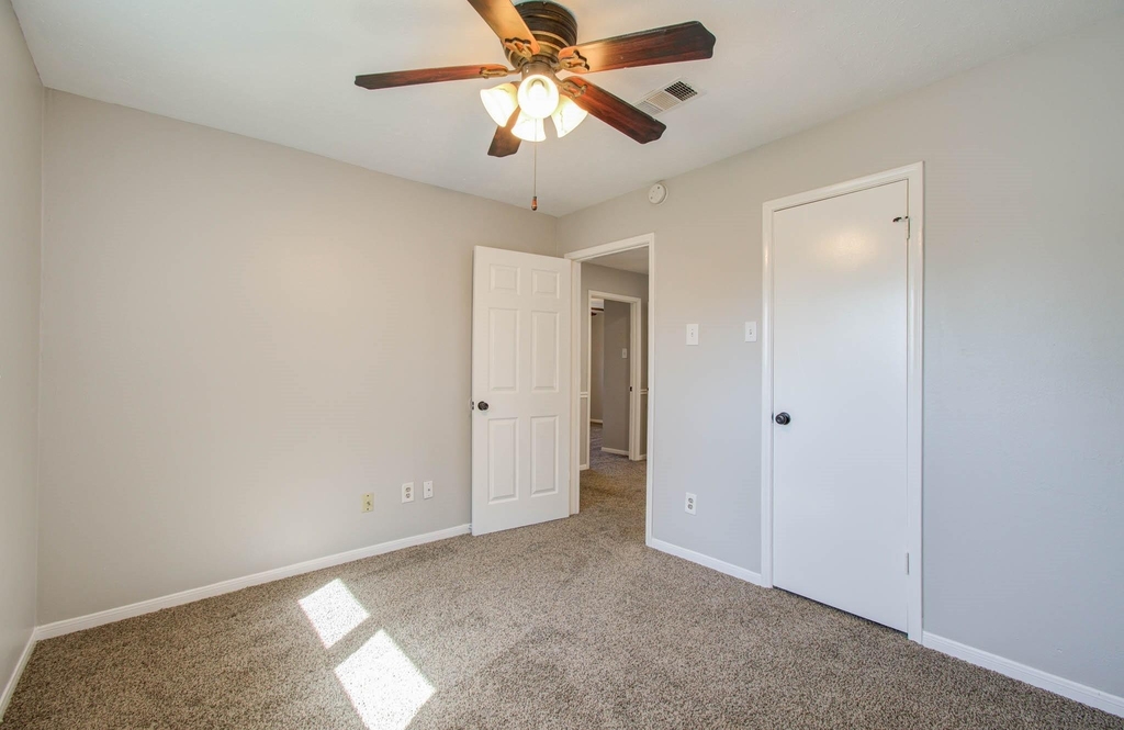 7626 Cypress Drive - Photo 33