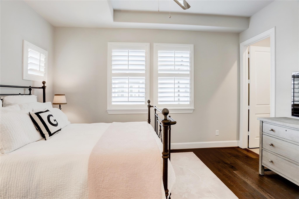 620 Delano Street - Photo 11
