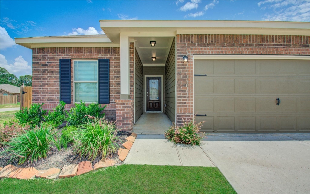 3513 Korina Way - Photo 1