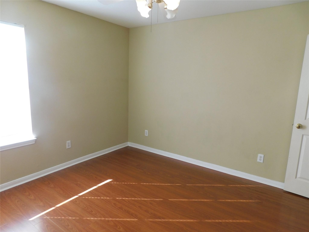 2322 Edgewood Drive - Photo 31