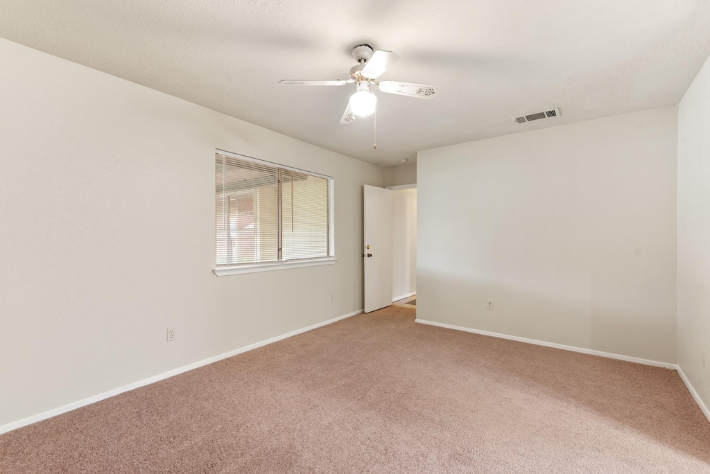 2602 Orion Drive - Photo 9