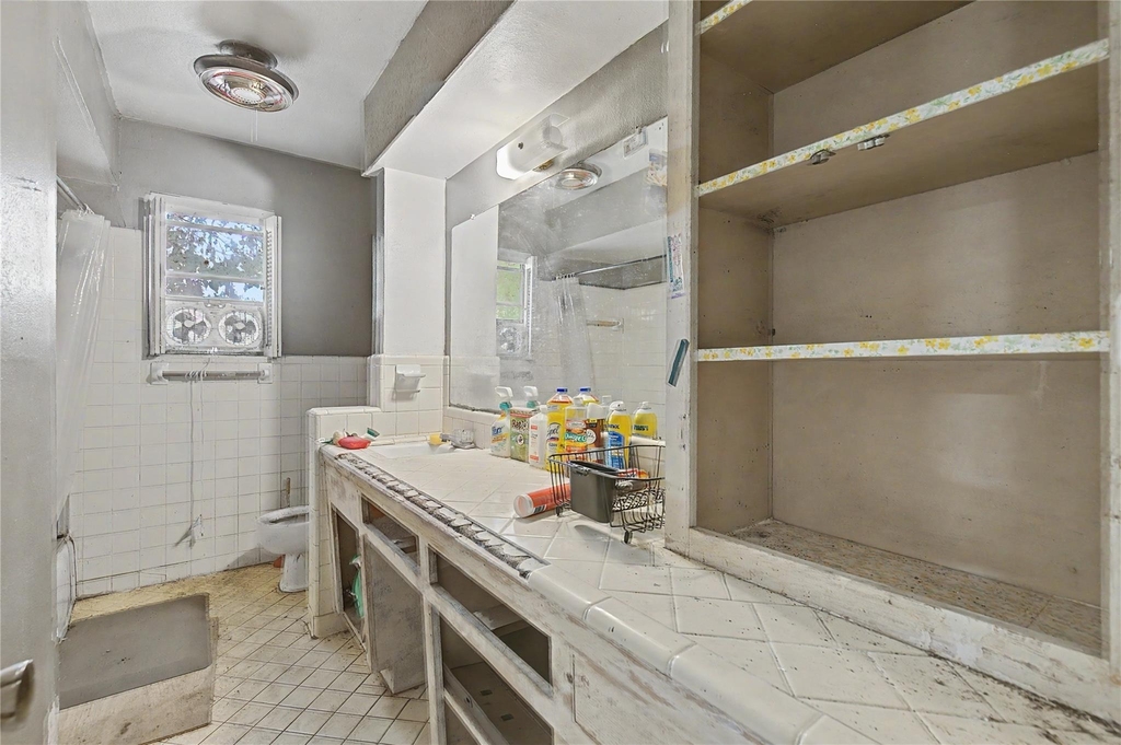 410 Ellis Avenue - Photo 15