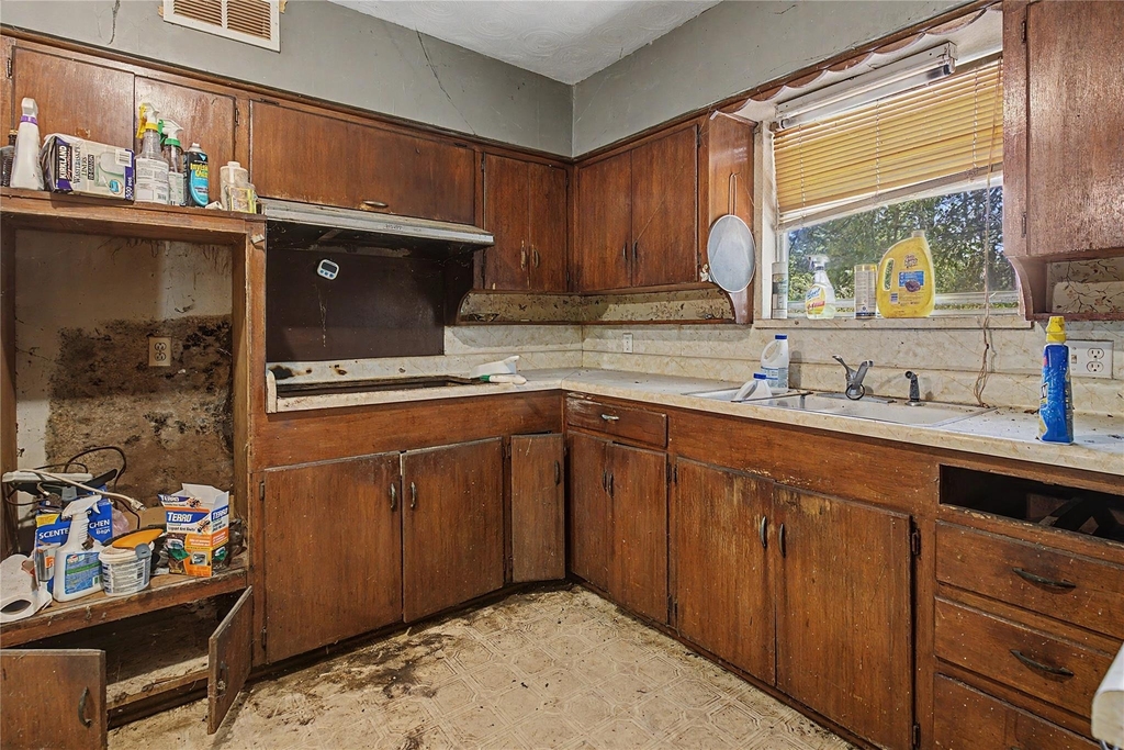 410 Ellis Avenue - Photo 9
