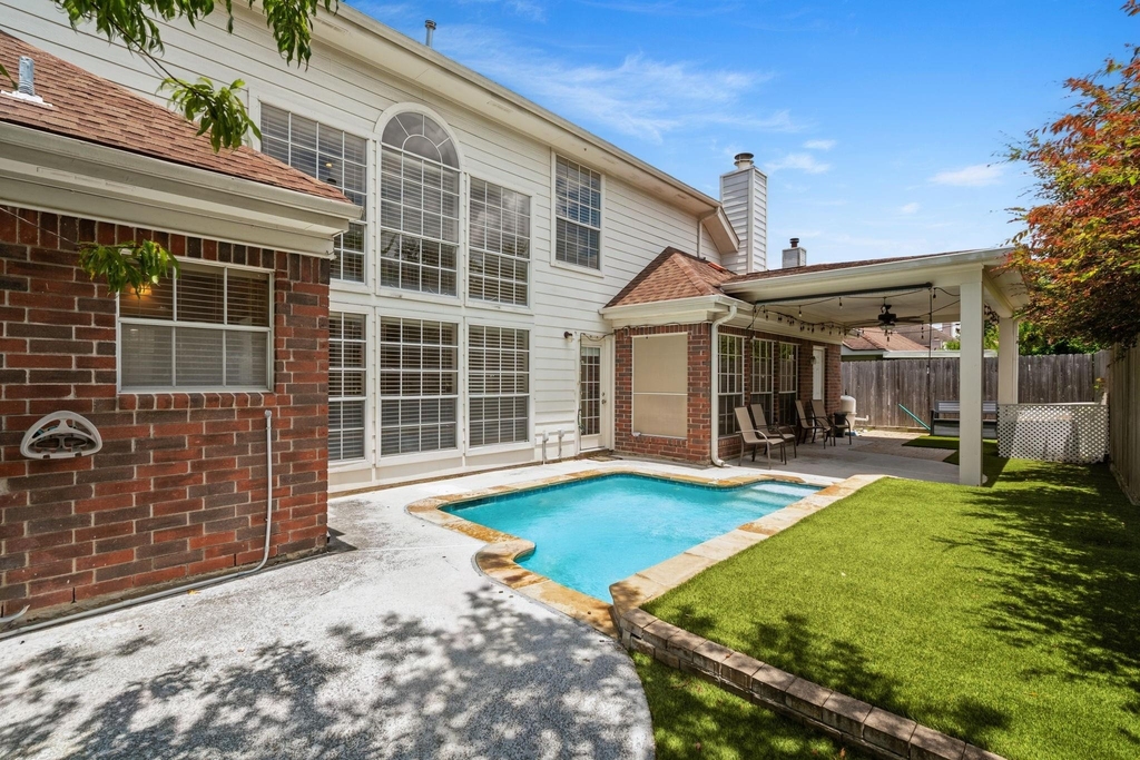 14207 Woodville Gardens Drive - Photo 32