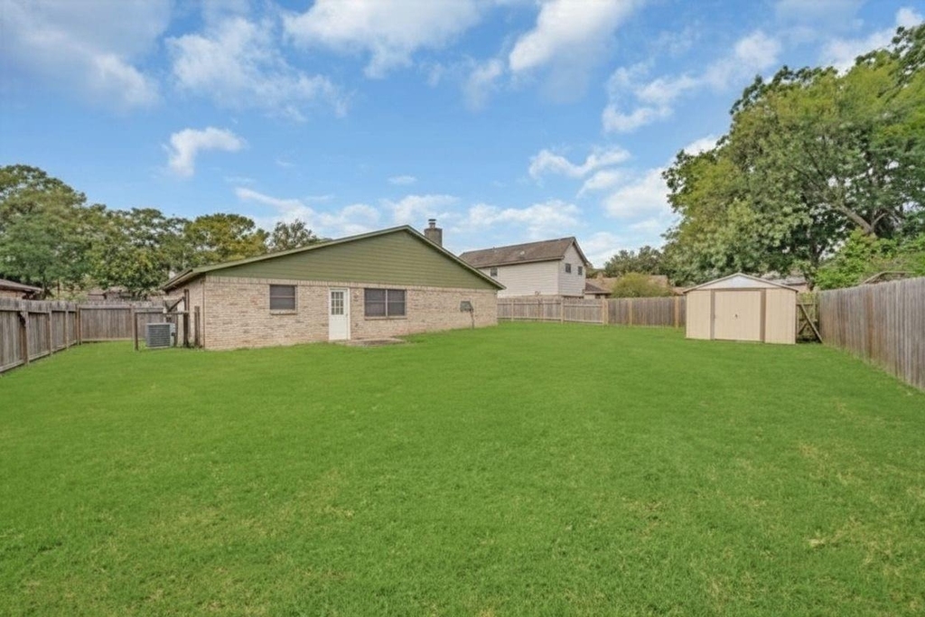 1707 Stone Lake Drive - Photo 16