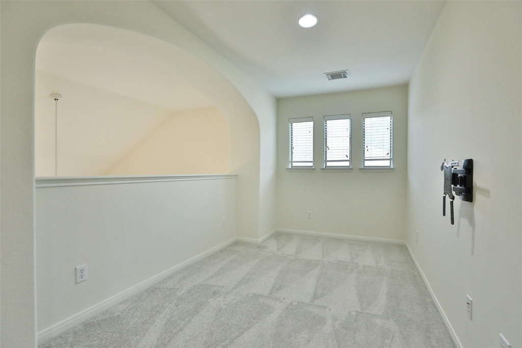 95 Douvaine Court - Photo 23