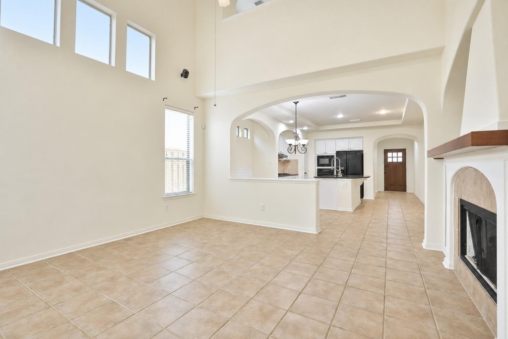 95 Douvaine Court - Photo 12