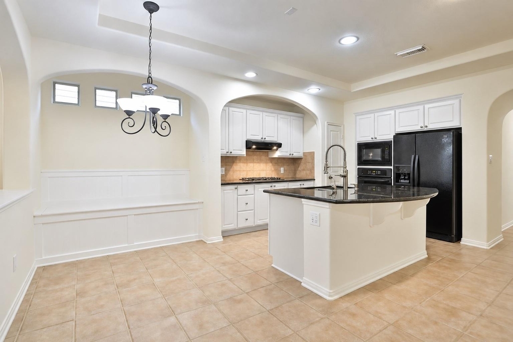 95 Douvaine Court - Photo 6