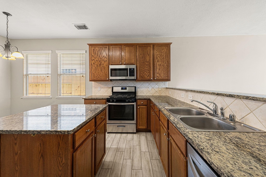 706 Pickett Hill Lane - Photo 16