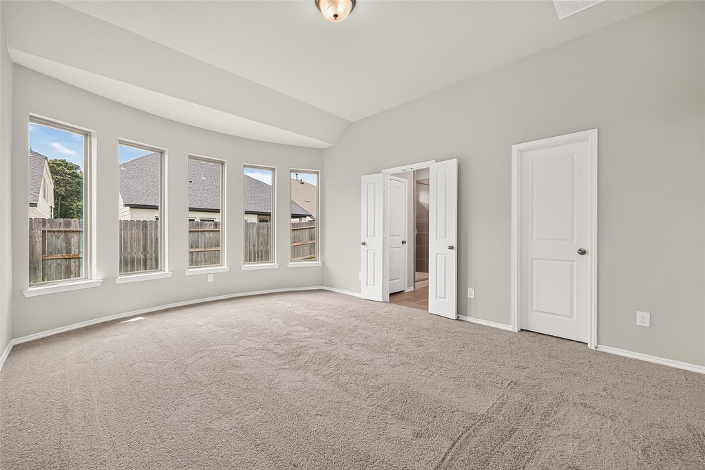 311 Violet Crown Lane - Photo 22