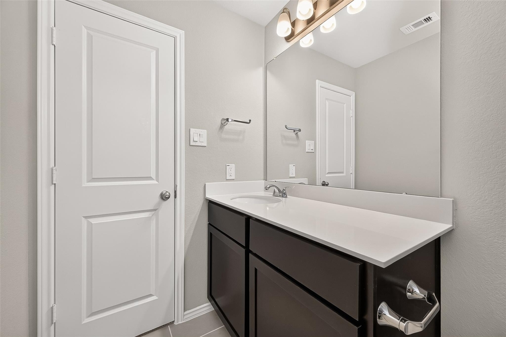 311 Violet Crown Lane - Photo 31