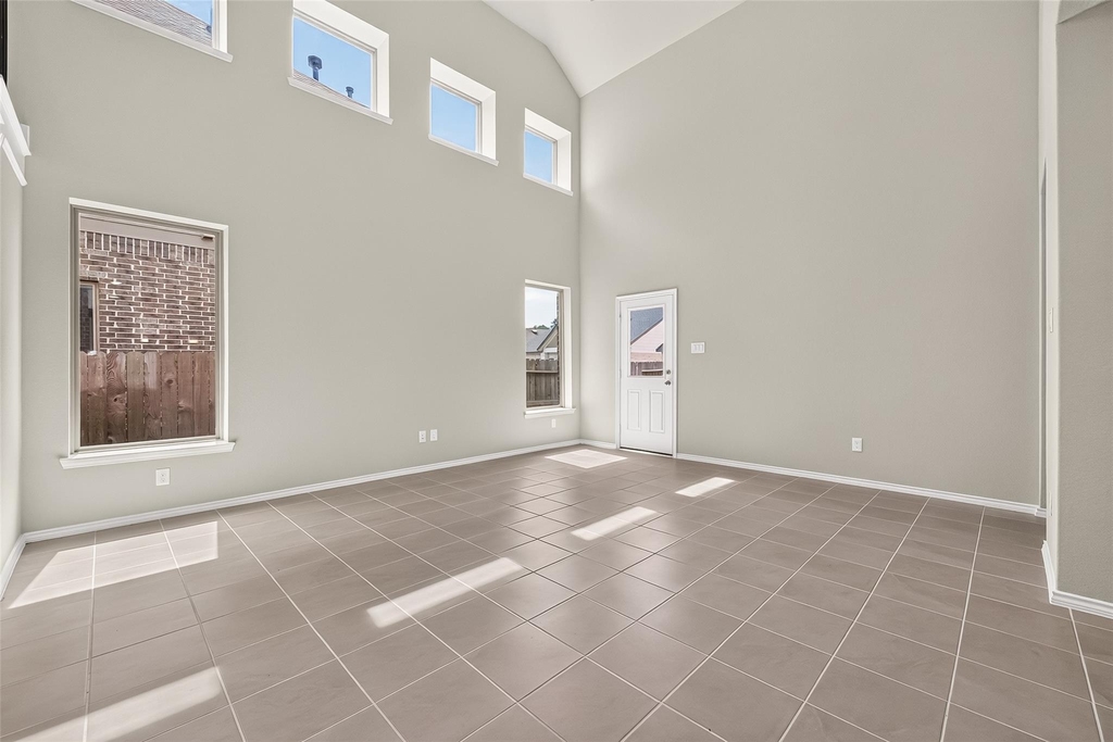 311 Violet Crown Lane - Photo 3