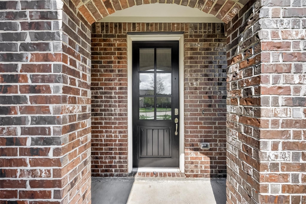 311 Violet Crown Lane - Photo 2