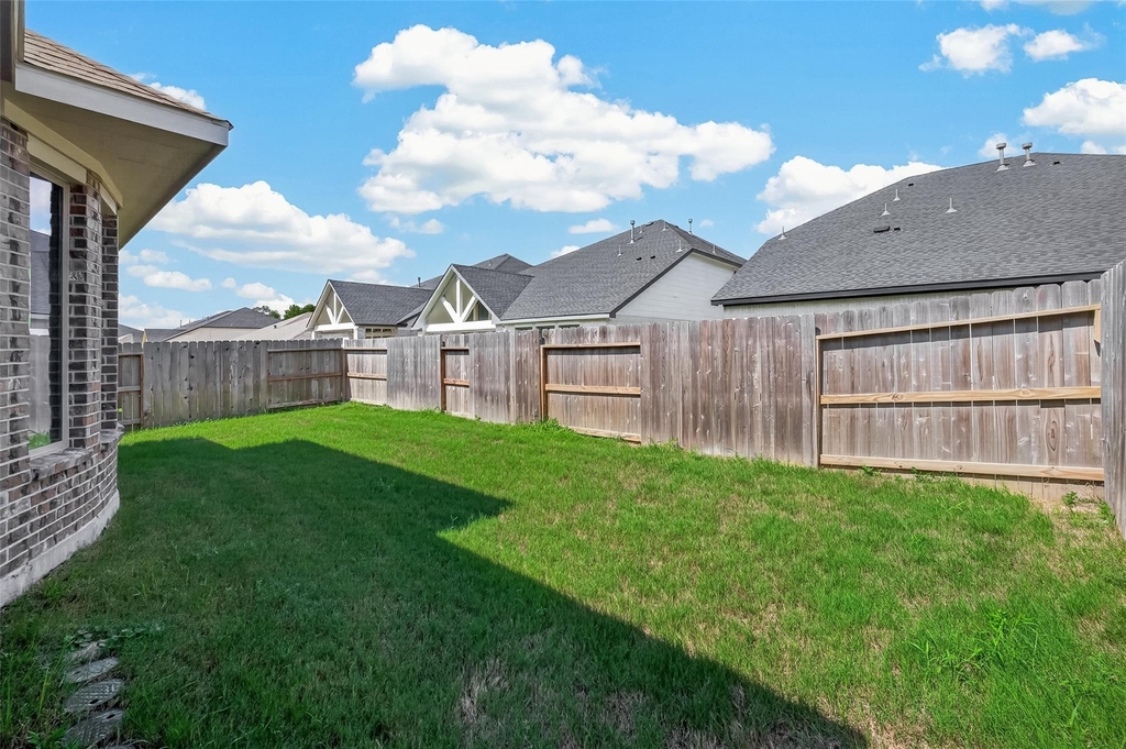 311 Violet Crown Lane - Photo 40