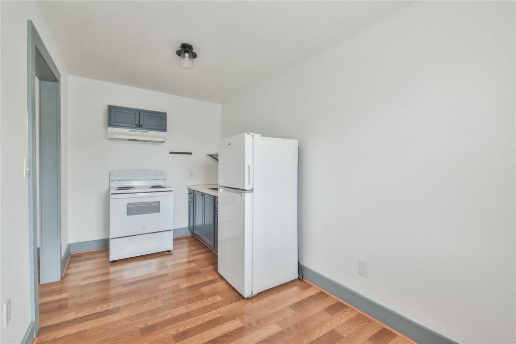 5320 Polk Street - Photo 6
