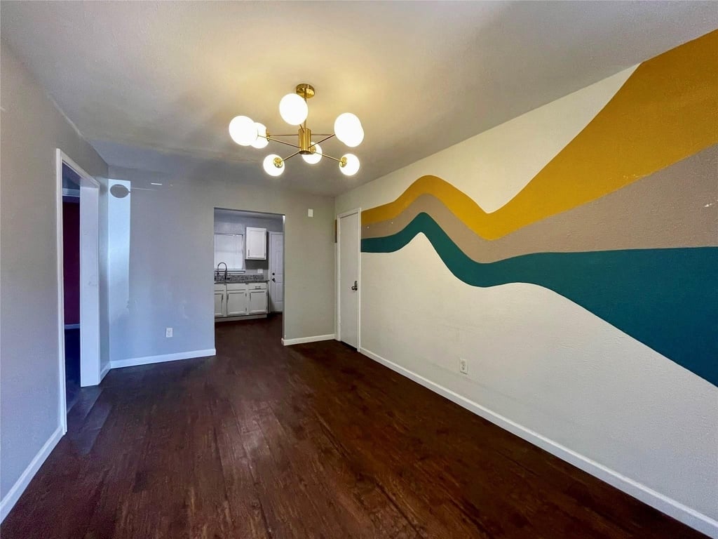 2407 Bastrop - Photo 2