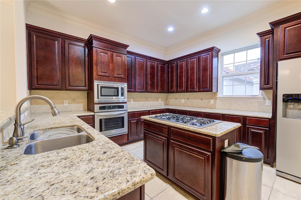 7115 Laguna Villas - Photo 9
