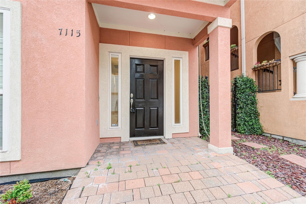 7115 Laguna Villas - Photo 1