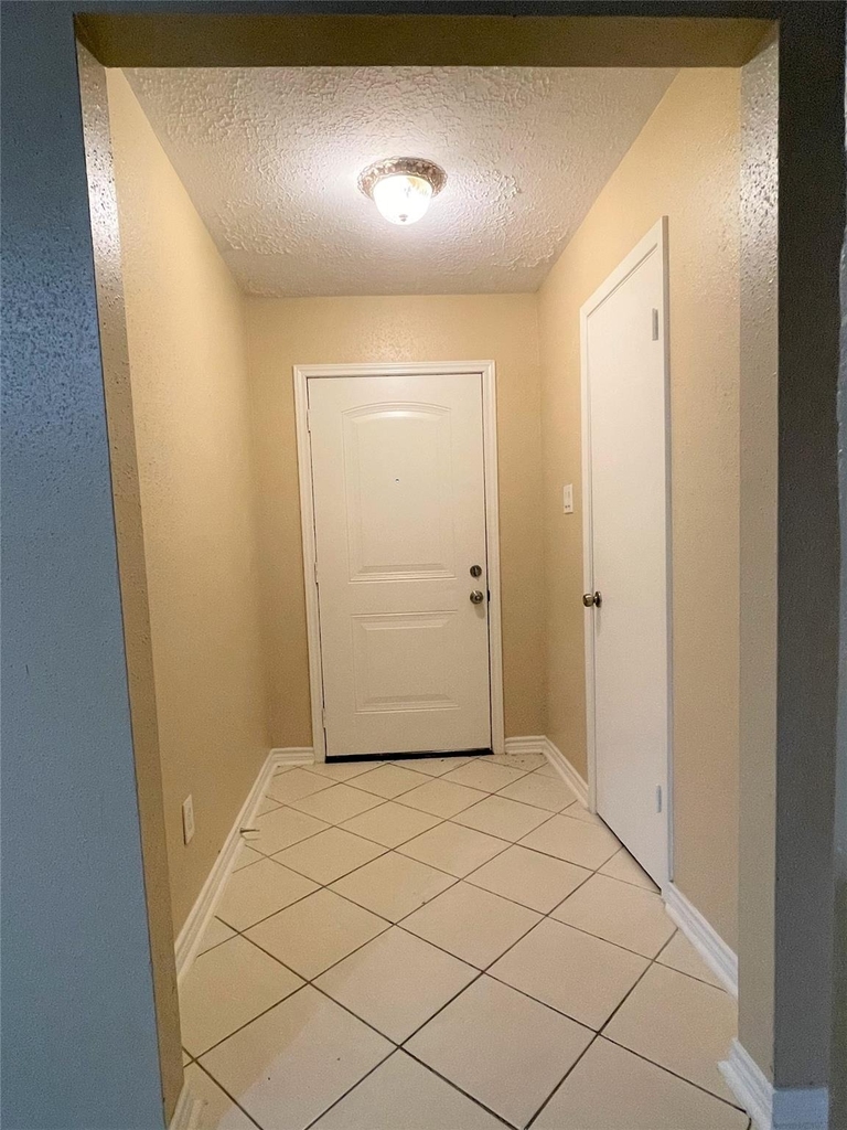 10011 Appleridge Drive - Photo 22