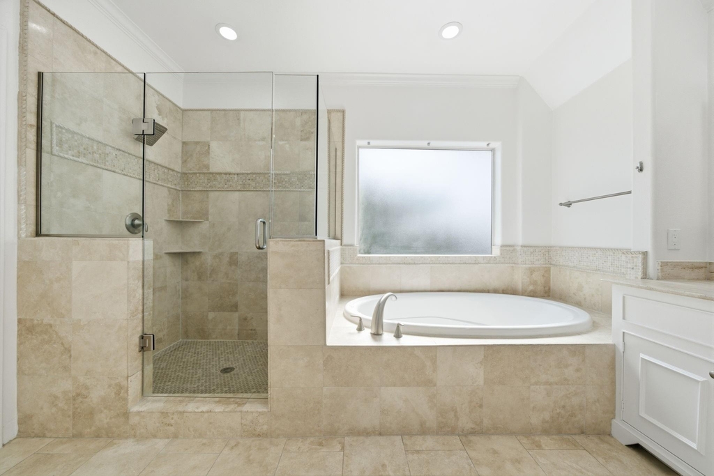 11110 Sherwood Forest Glen Drive - Photo 18