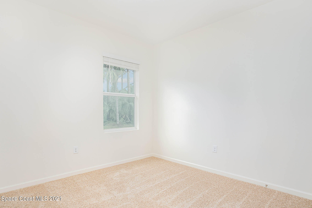 724 Starland Street Se - Photo 10