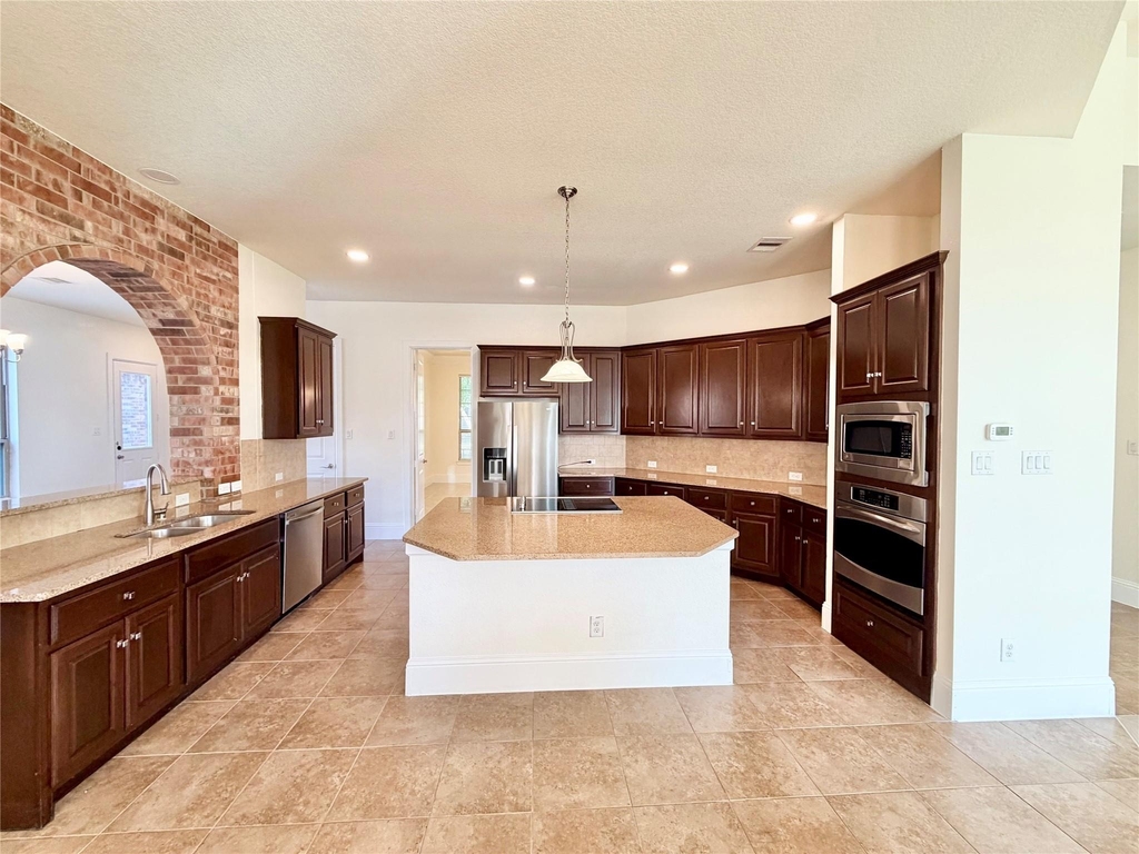 4526 Broken Rock Lane - Photo 10