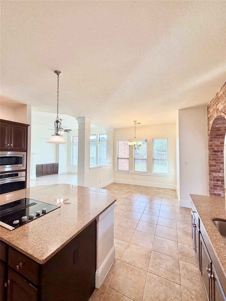 4526 Broken Rock Lane - Photo 14