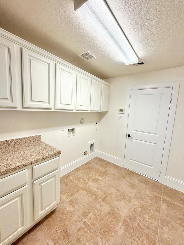 4526 Broken Rock Lane - Photo 18