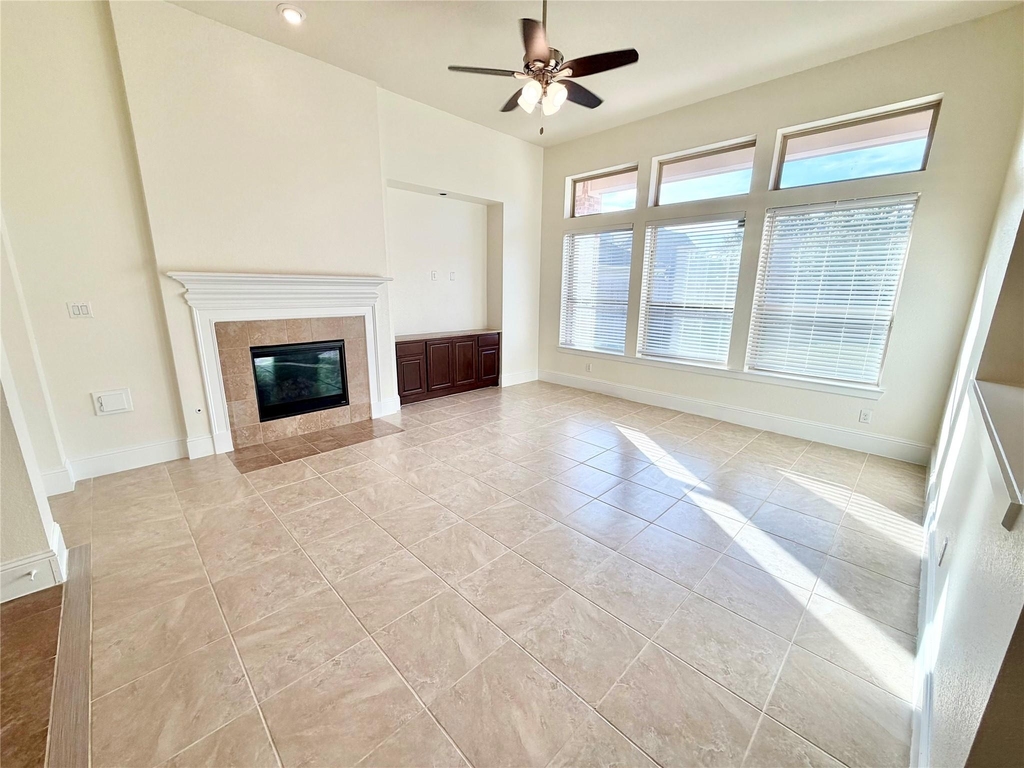 4526 Broken Rock Lane - Photo 9