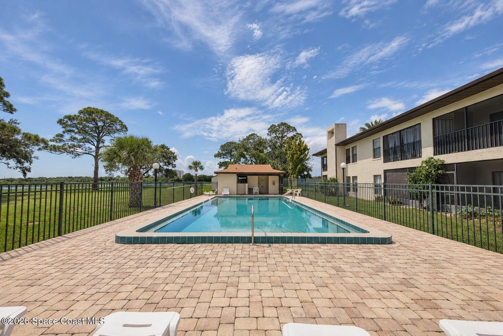 515 Landings Way - Photo 11
