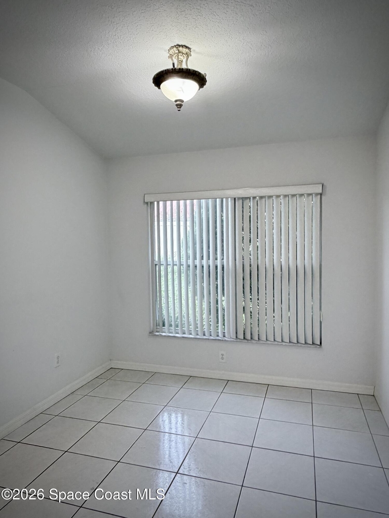 5105 Walton Avenue - Photo 9