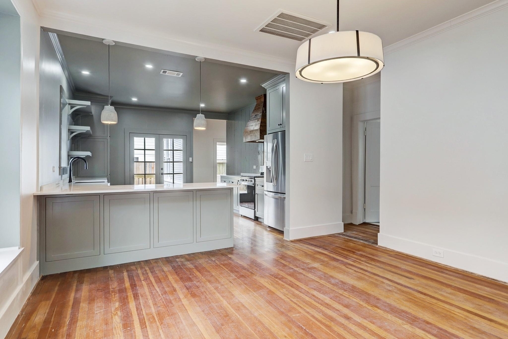 1508 Cortlandt Street - Photo 9