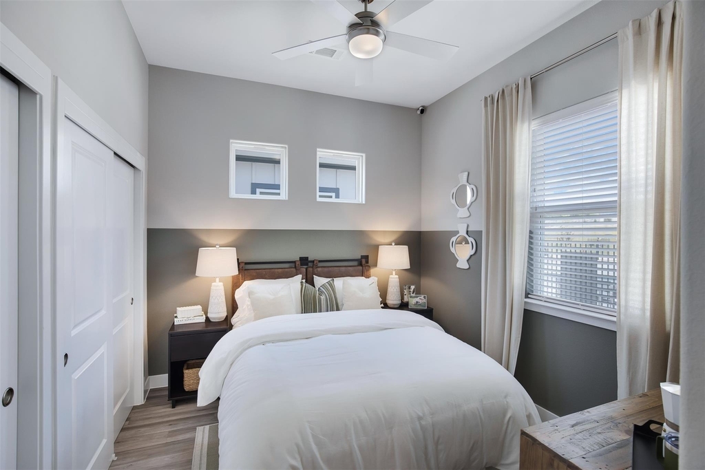 7207 Borland Lane - Photo 13