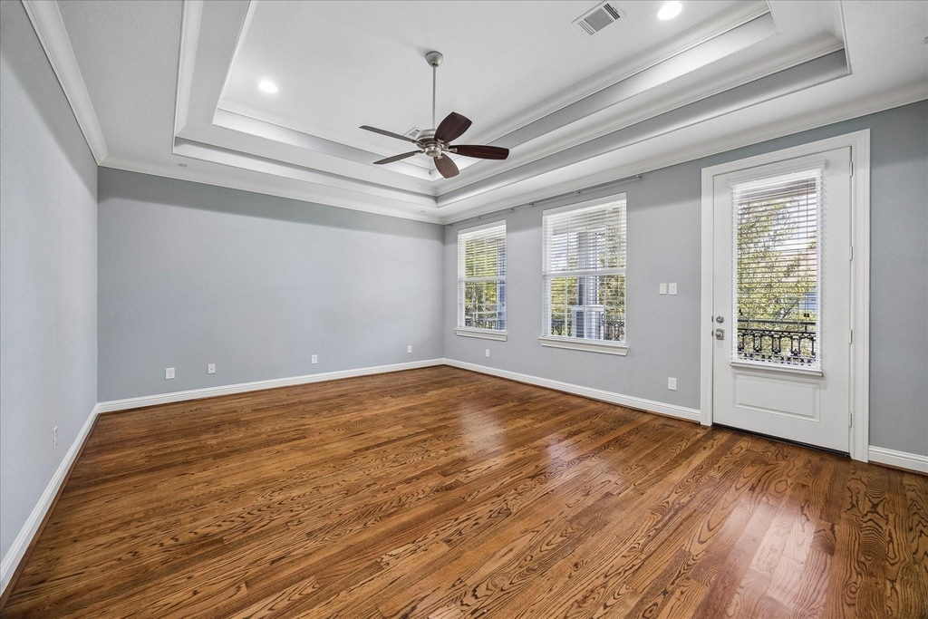 1118 E 24th Street - Photo 8