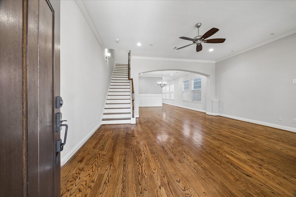 1118 E 24th Street - Photo 2
